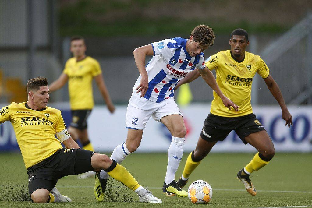 德甲：美因茨VS莱比锡红牛——最新比分数据